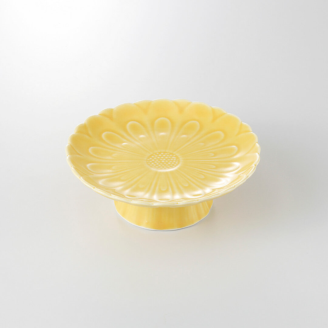 黄釉菊型 高台皿 [ 向付 ] 15.7×5.5cm