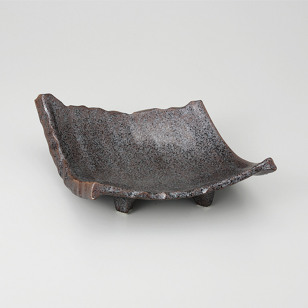 いぶし黒 四ッ足瓦皿 [ 向付 ] 18×17×6.5cm