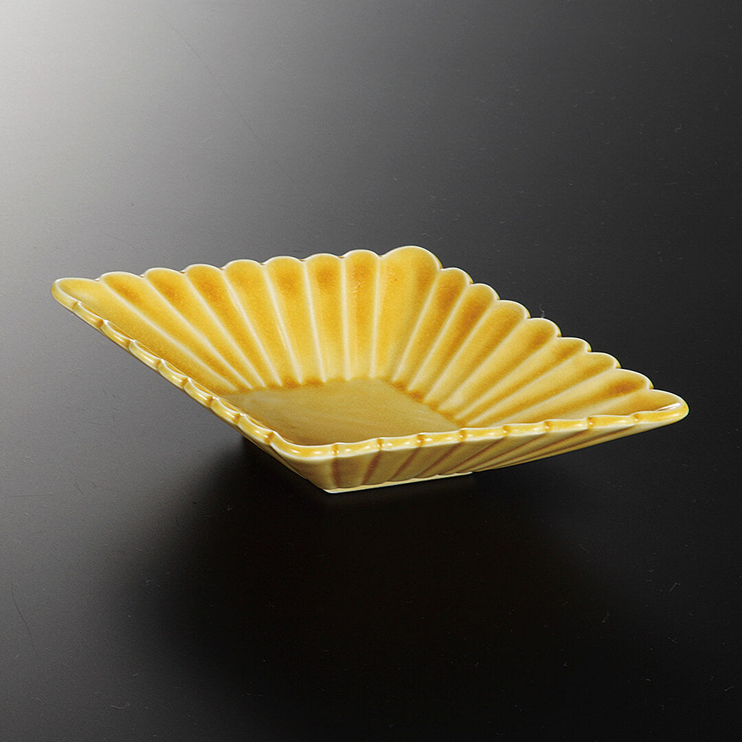 琥珀交趾(無鉛) 菱型皿 [ 小鉢・中鉢 ] 19.9×12.1×3.7cm
