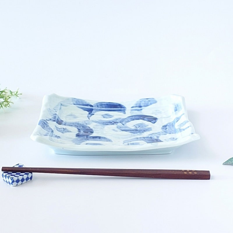 美濃焼 藍の濃淡が食卓でさりげなくなじむ 藍彩 正角盛皿 | 主菜がきちんと決まる正角の盛皿 ( 正角皿 / 大皿 )