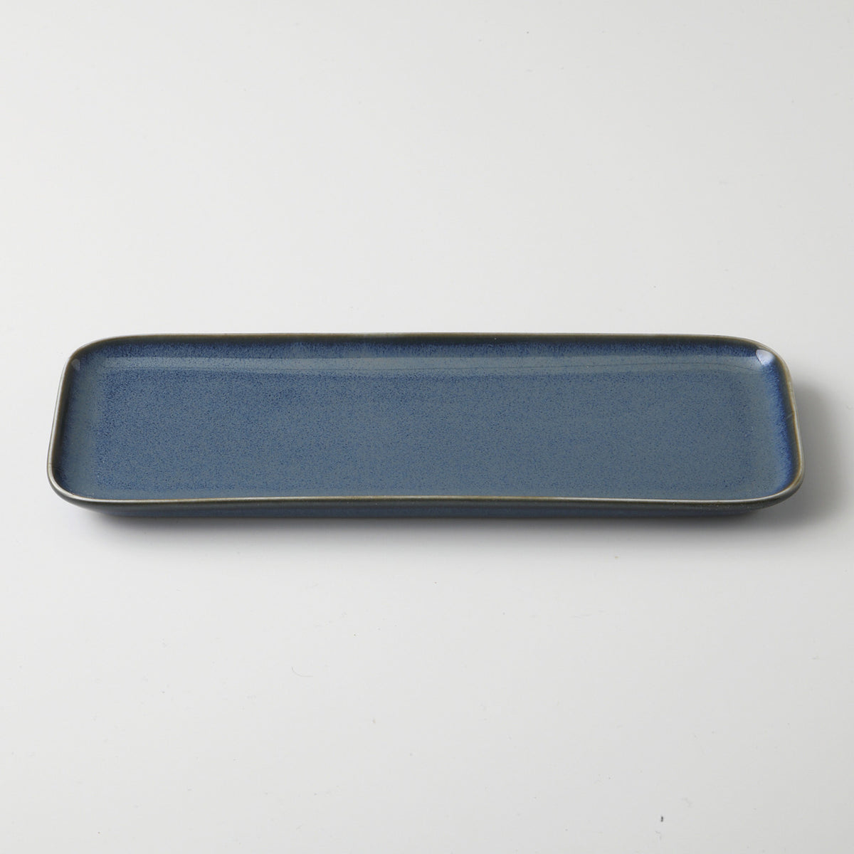 ウノフネイビー 細長皿 24.3×9.2×1.5cm