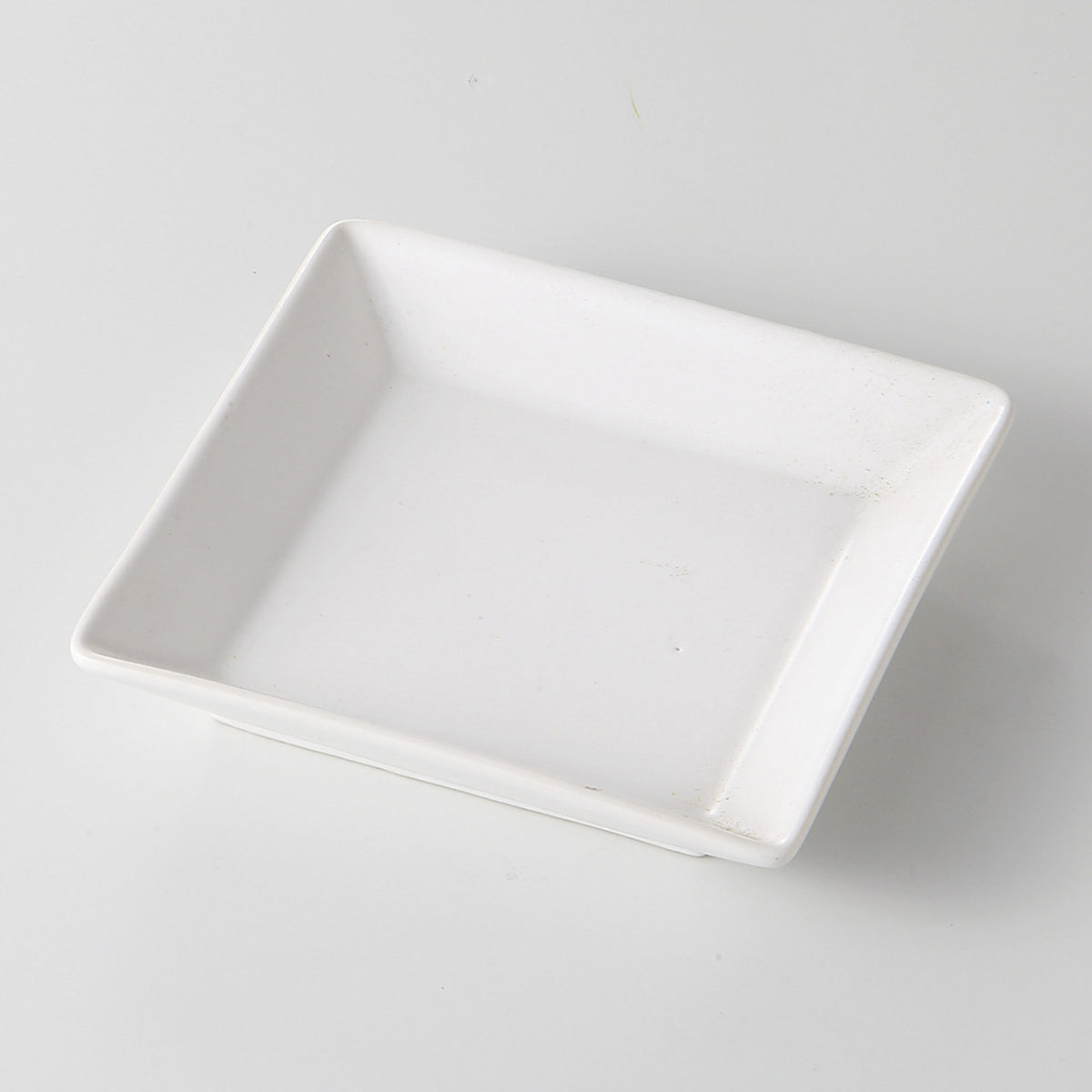 ナチュラル白 正角皿(小) 12×2.1cm
