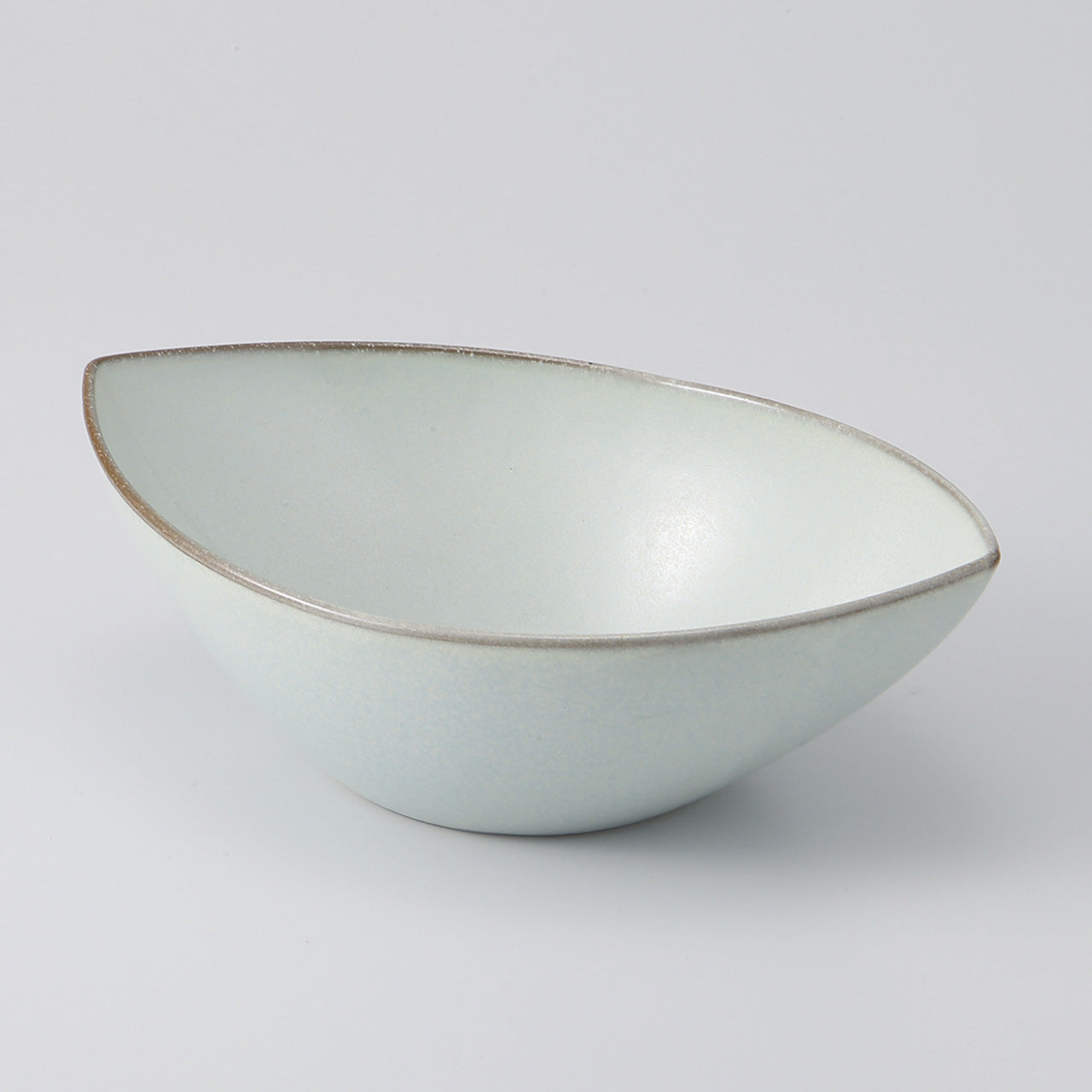 ヒワ 楕円鉢 18.5×13cm