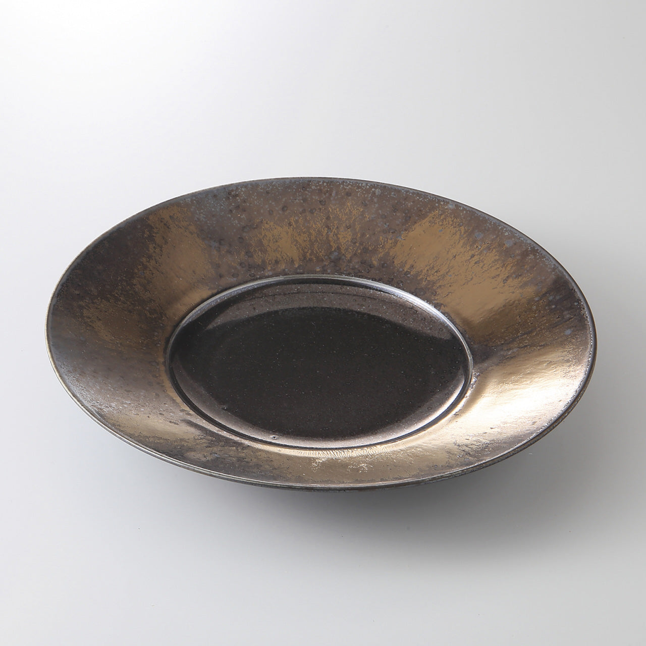 フイユドール リム皿(中) 24.6×3.4cm