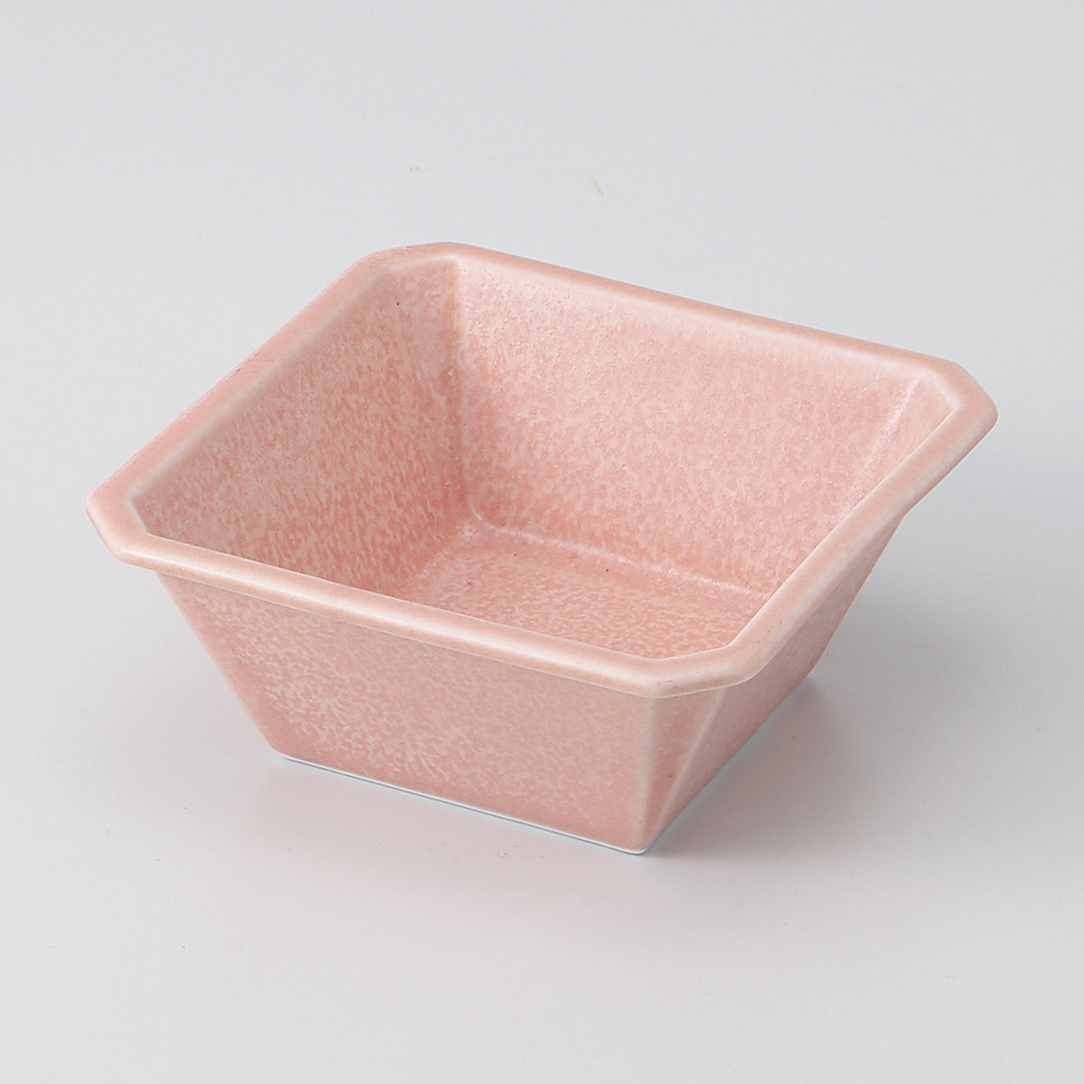 ベビーピンク スクエアボール 9.5×9.5×4cm