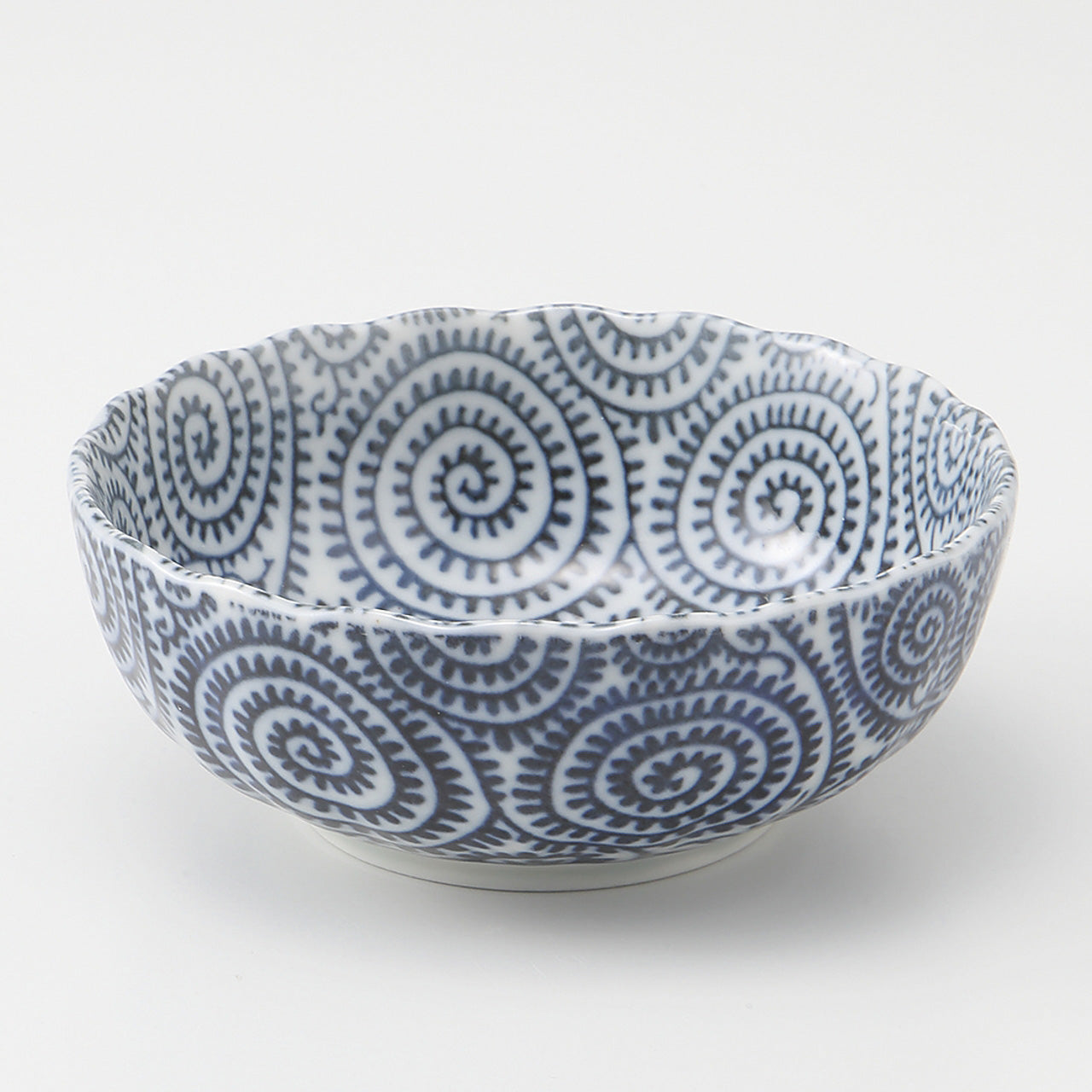 古染タコ唐草 菊型5.5鉢 16.7×6cm