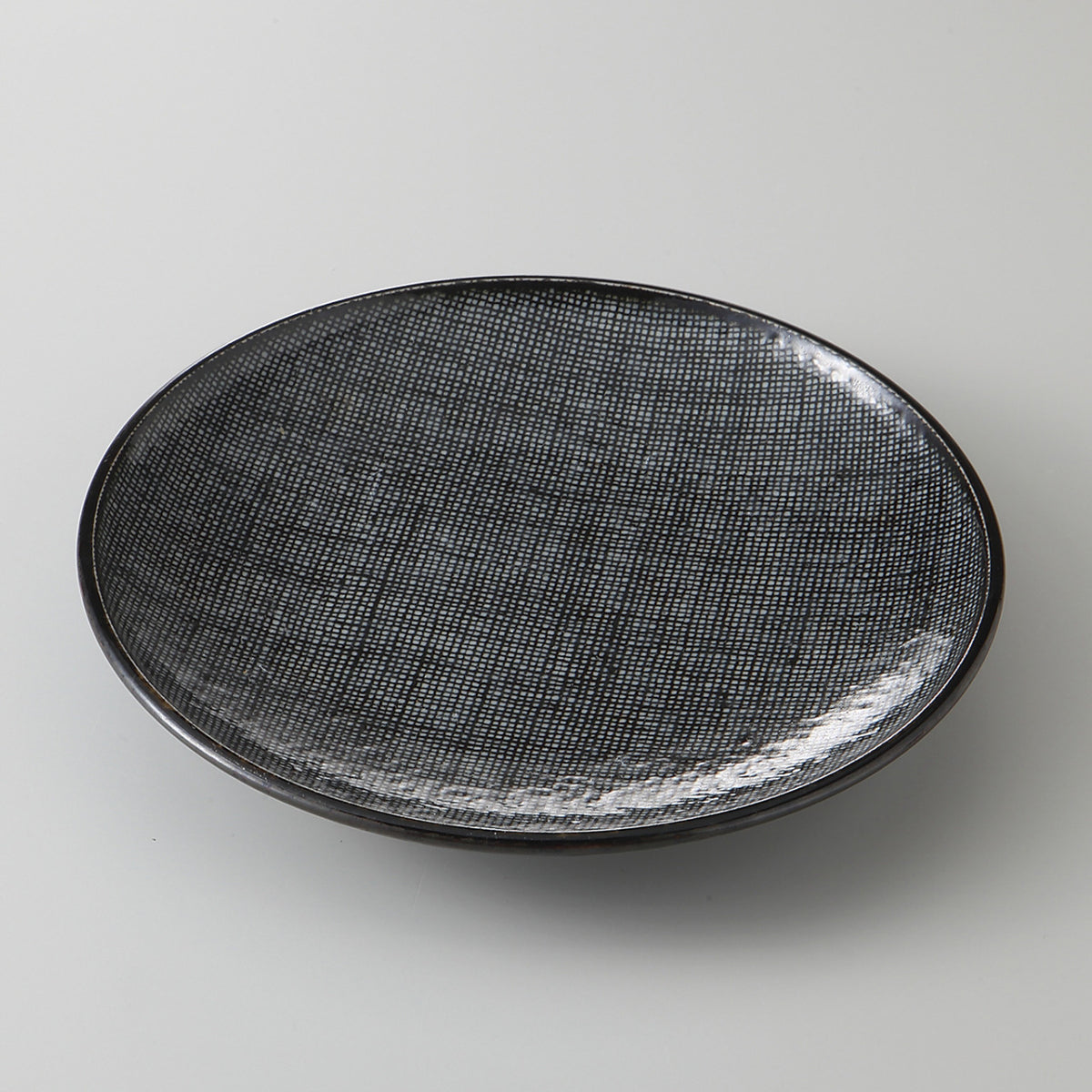 黒真珠かや目 丸6.0皿 19.5×2.6cm