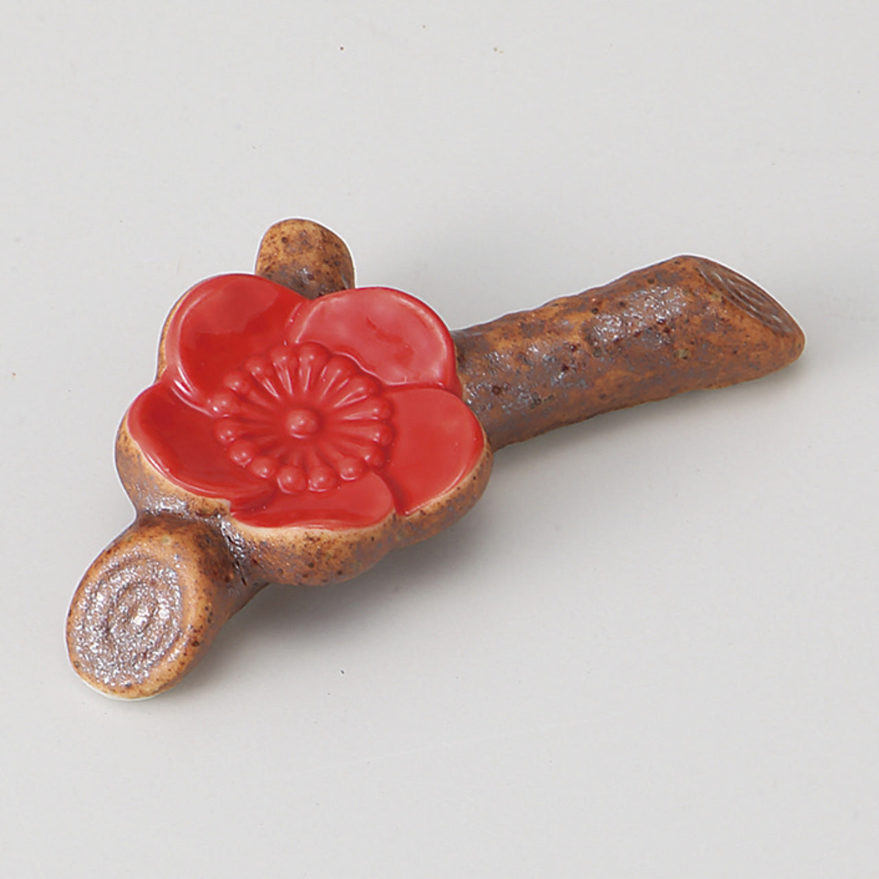 赤 梅枝箸置 6×3×1.3cm