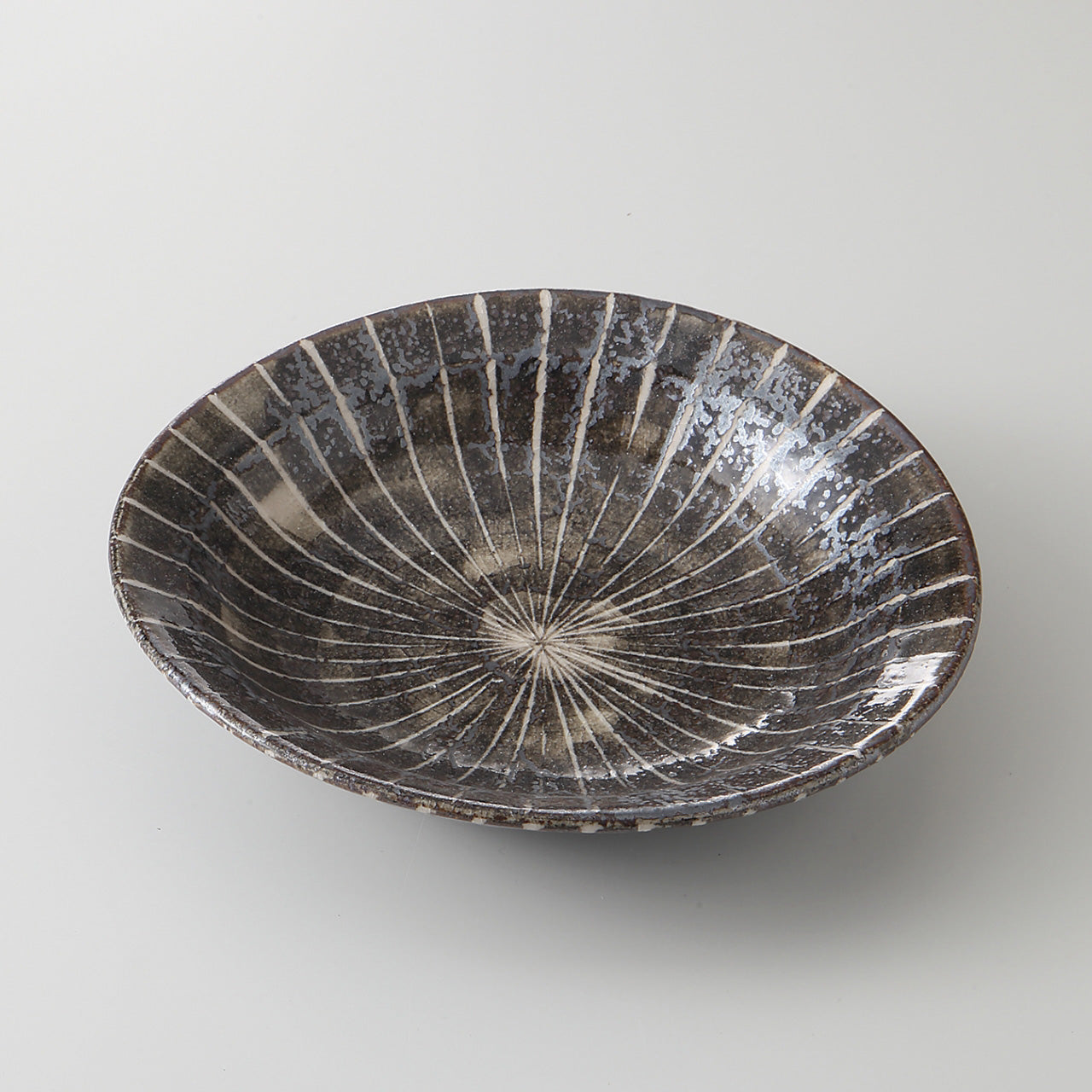 雪錆十草 6寸浅鉢 19.2×18.6×4.3cm