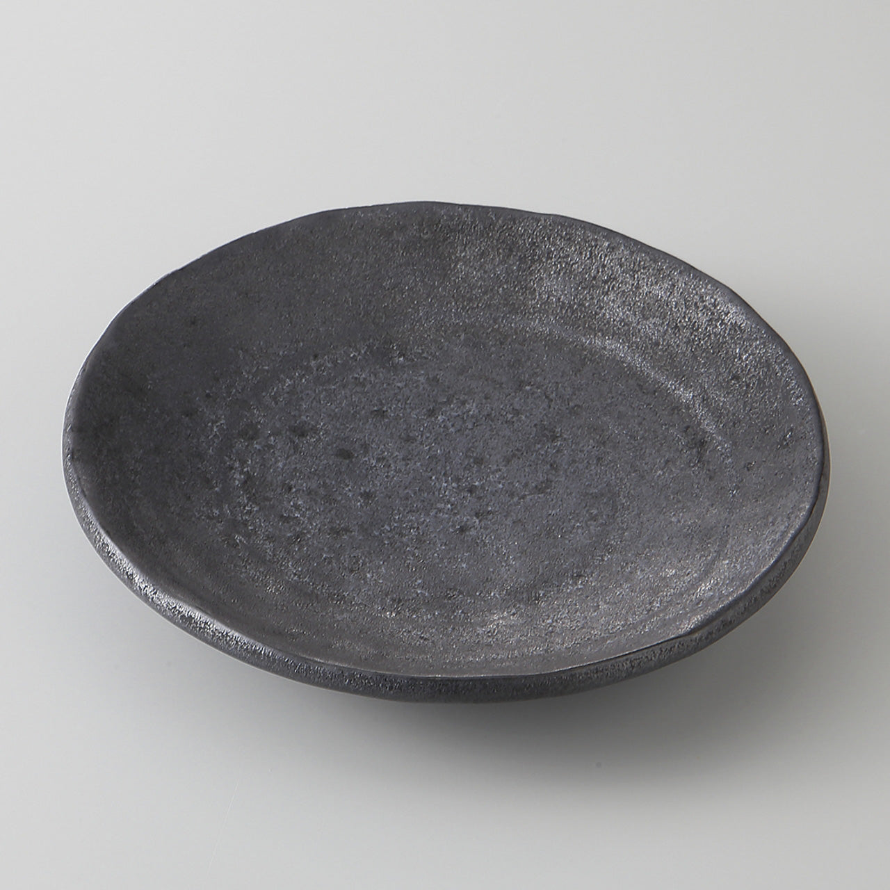 炭窯変 手捻り4.0皿 13.3×2.7cm