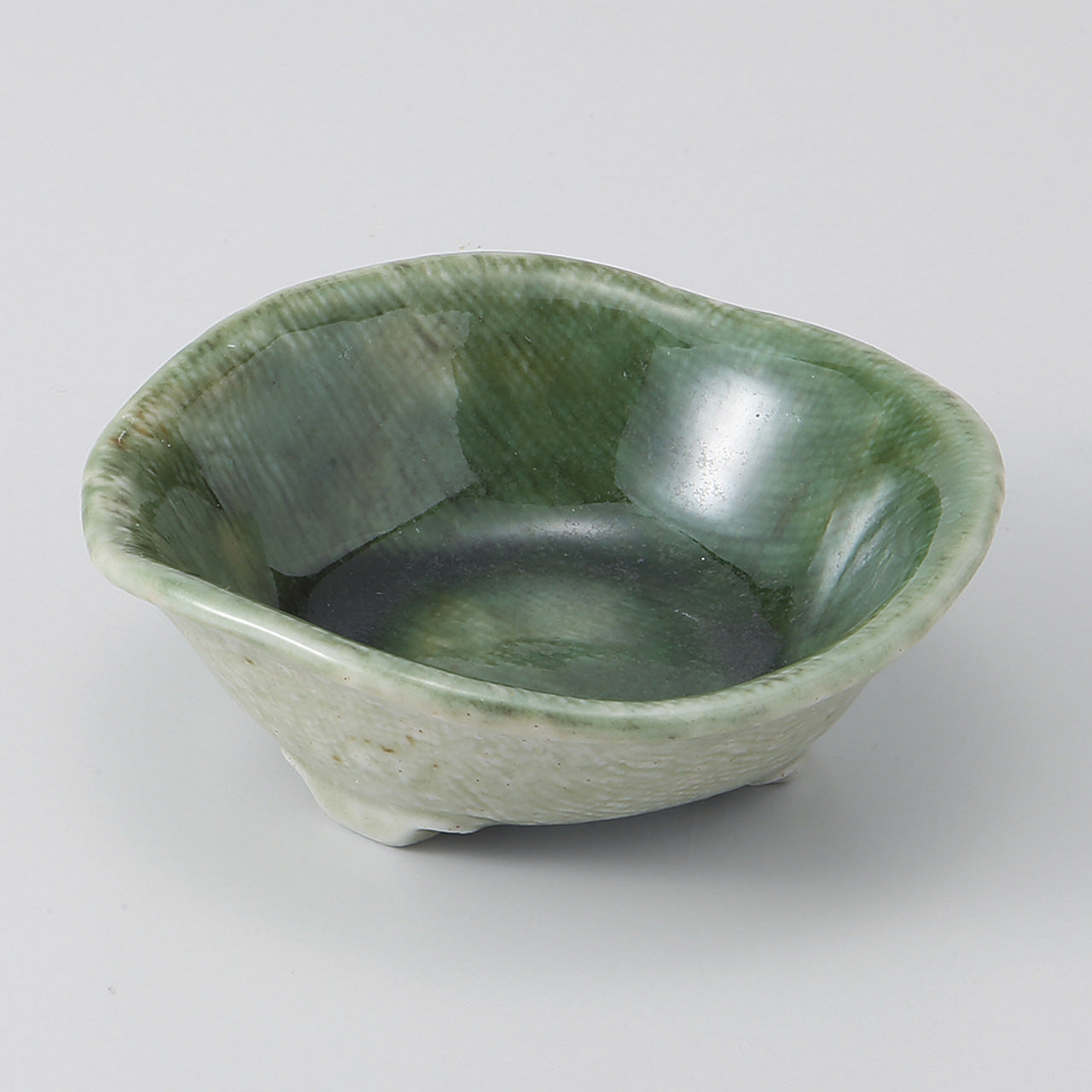 緑釉塗分 三ツ足3寸皿 9.5×3.5cm
