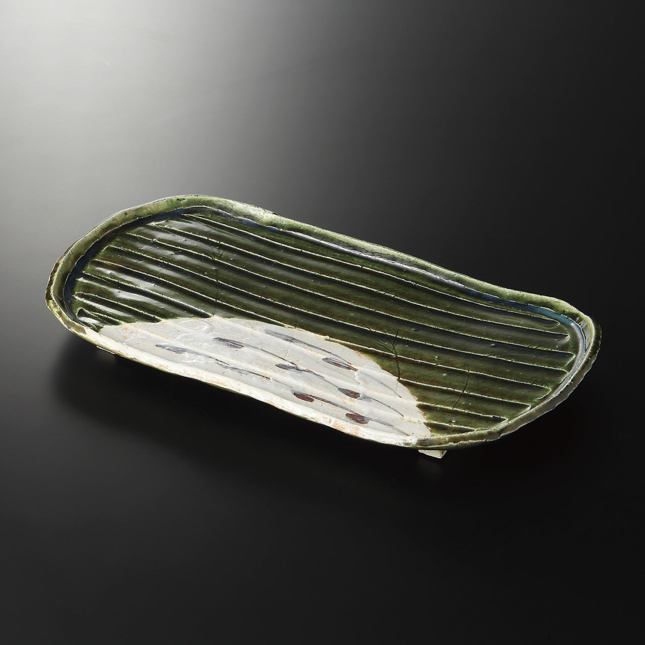 織部そぎ 楕円まな板皿 41×22×4.5cm