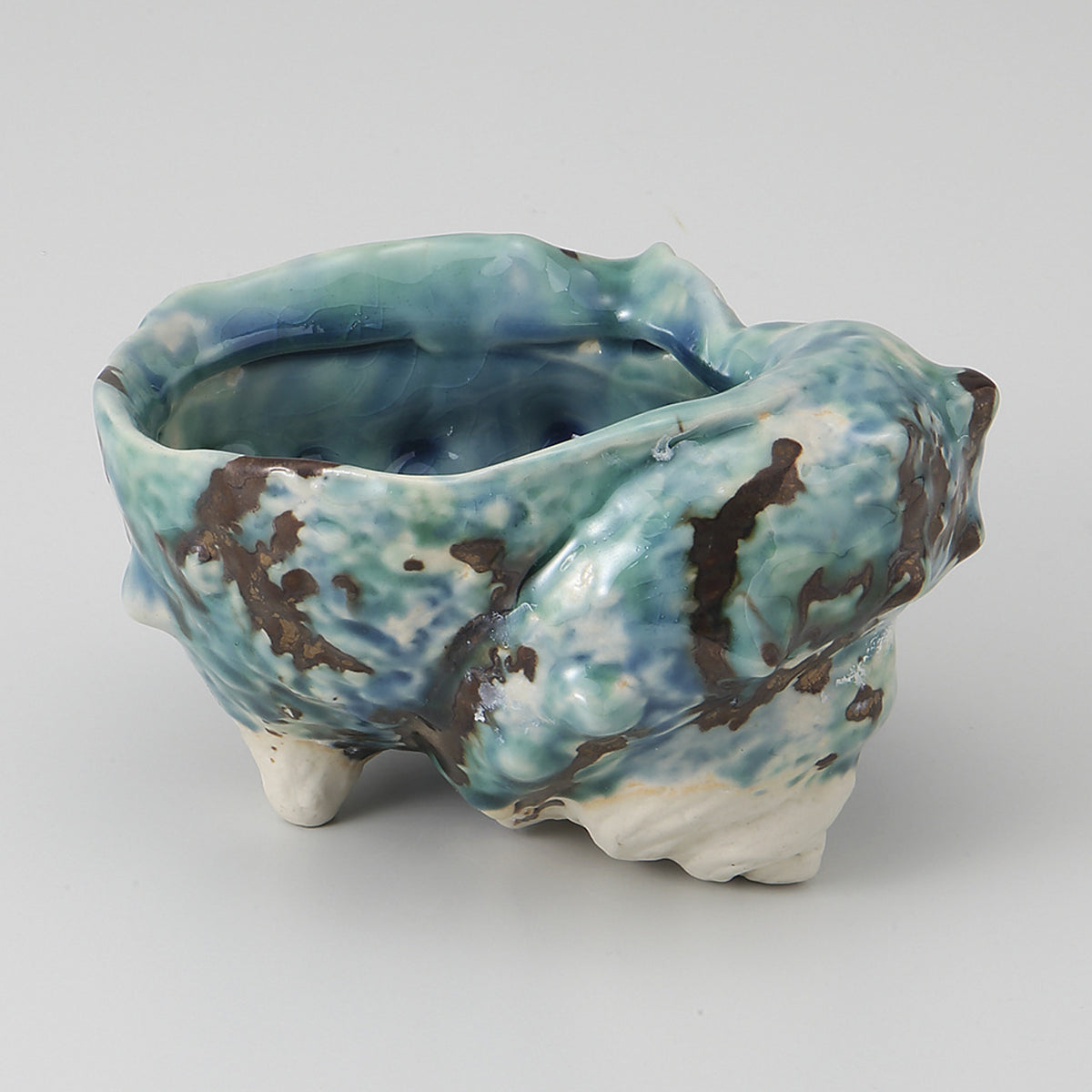 青水石 巻貝鉢 14.2×12.7×8.7cm