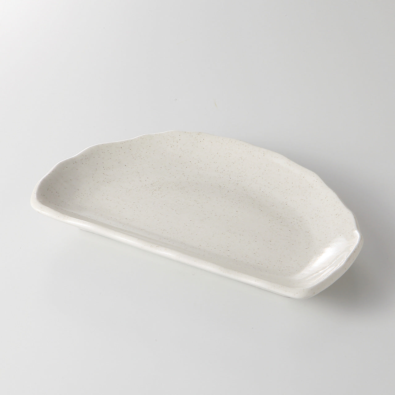 粉引 半月皿 21×13.2×2.7cm