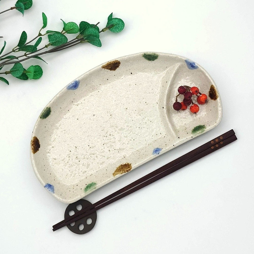 三彩半月仕切皿
