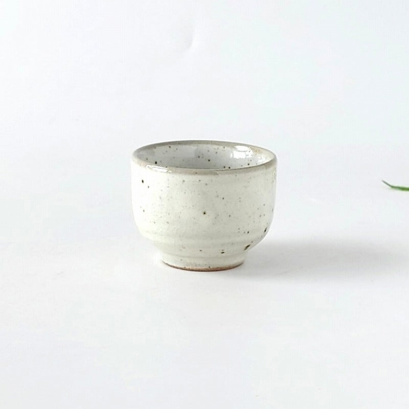 淡雪 グイ呑 [ 酒器・徳利・ぐい吞み ] 5.2×3.9cm 約40cc