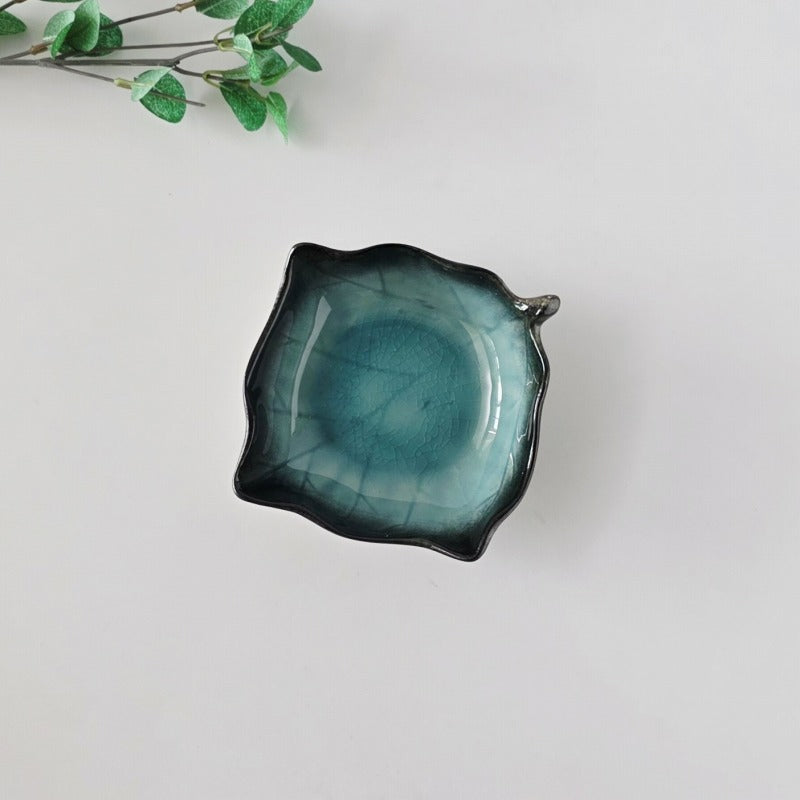 流泉 葉型小鉢 [ 小鉢 ] 11x4cm
