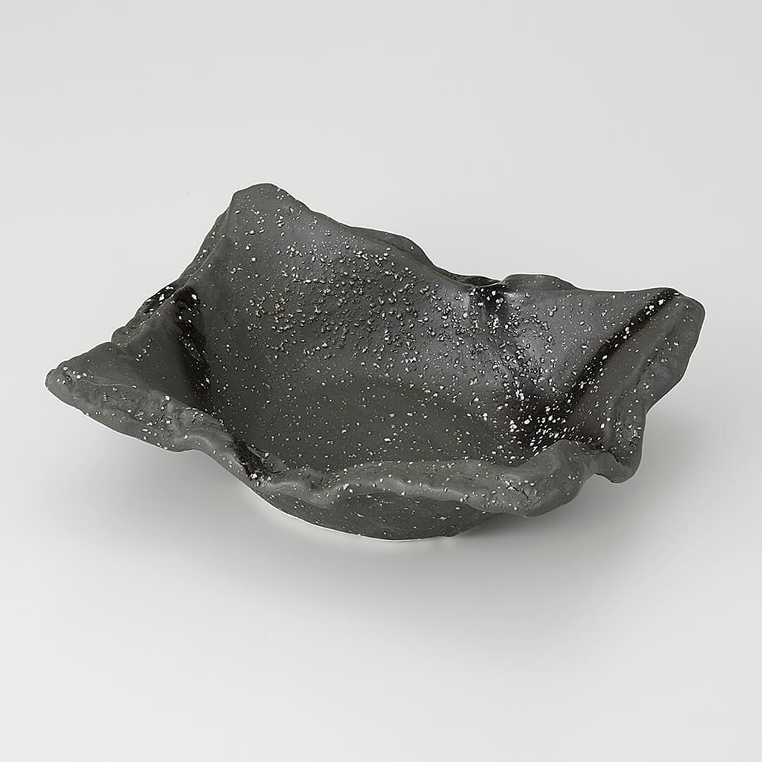 御影黒 ちぎり長角鉢 [ 小鉢・中鉢 ] 16.5x14.5x6.3cm