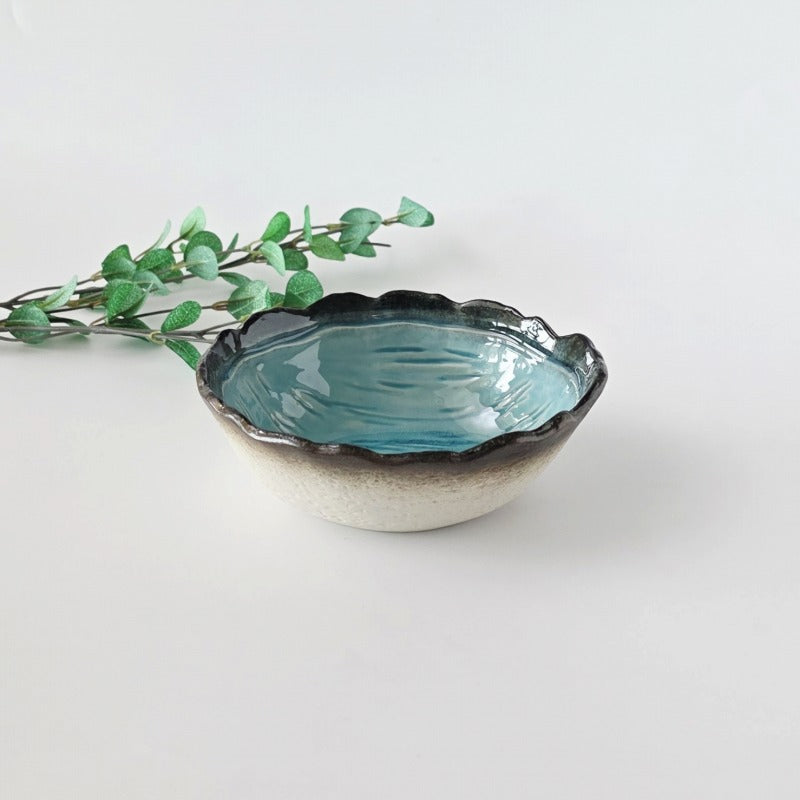 流泉 楕円削ぎ小鉢 [ 小鉢・中鉢 ] 16.2x13.8x5.7cm
