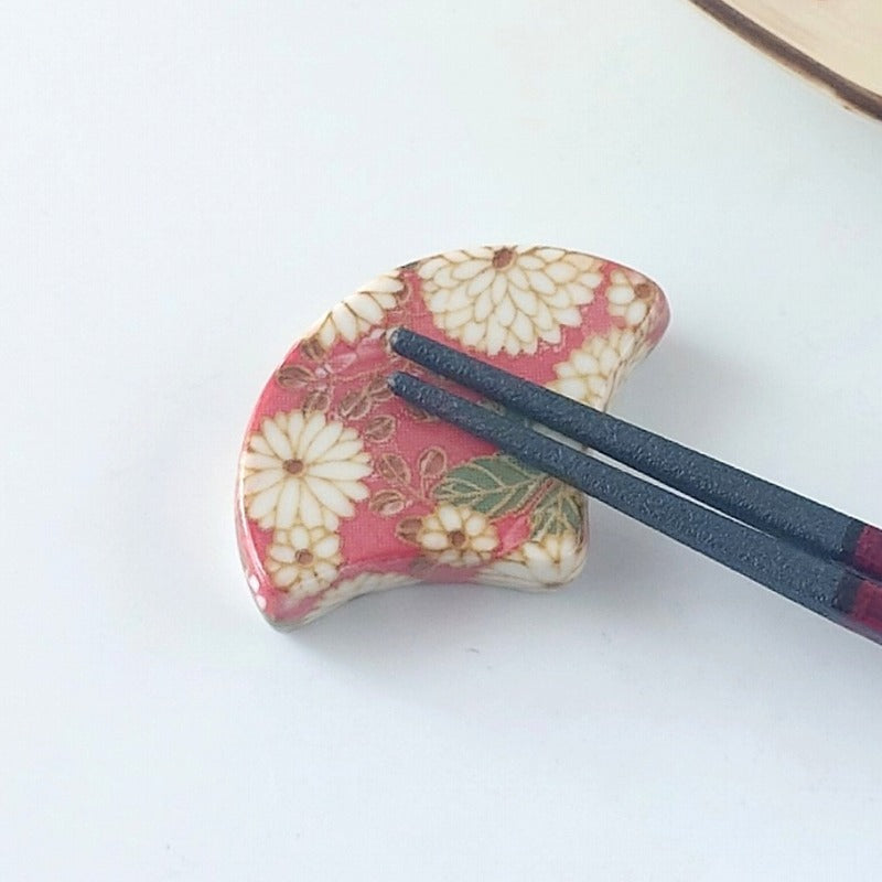 錦菊（赤） 扇型箸置 [ はし置 ] 5×3.5cm