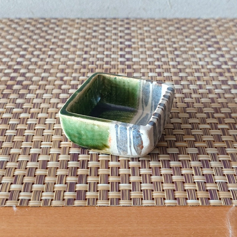 玉山 織部十草 角小付 [ 珍味・千代口 ] 6.8×6.9×3cm