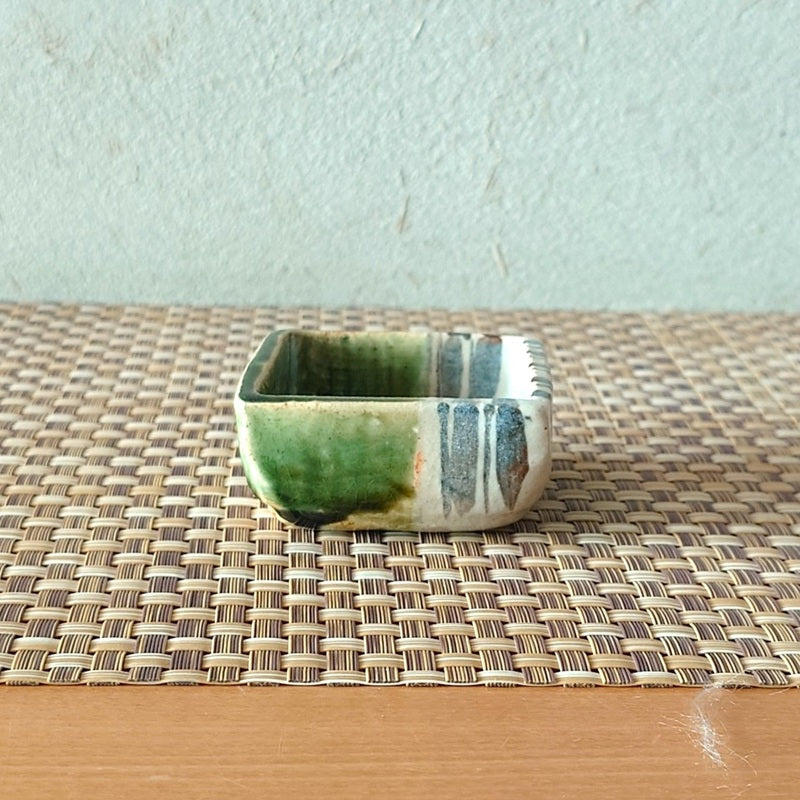 玉山 織部十草 角小付 [ 珍味・千代口 ] 6.8×6.9×3cm
