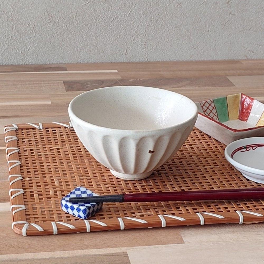 結晶白 削ぎ茶碗 [ 茶碗・飯丼 ] 12.2x6.8cm