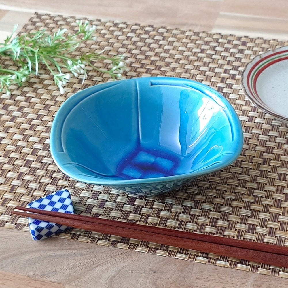 青釉 とじめ三角小鉢