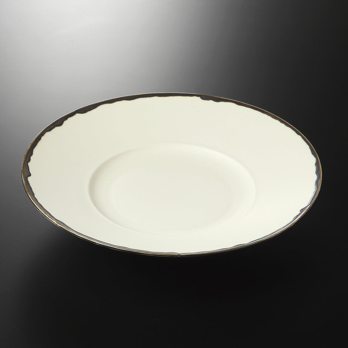 金流彩 リム皿(中) 24.6×3.4cm