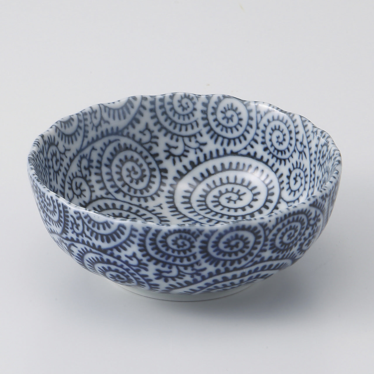 古染タコ唐草 菊型3.5鉢 10.7×4.2cm
