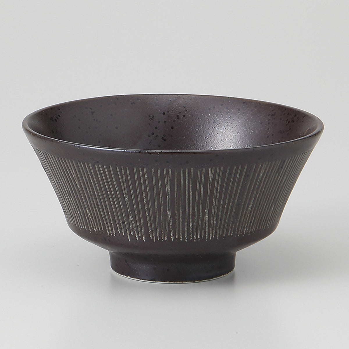 糸十草黒 反茶碗 11.4×5.8cm