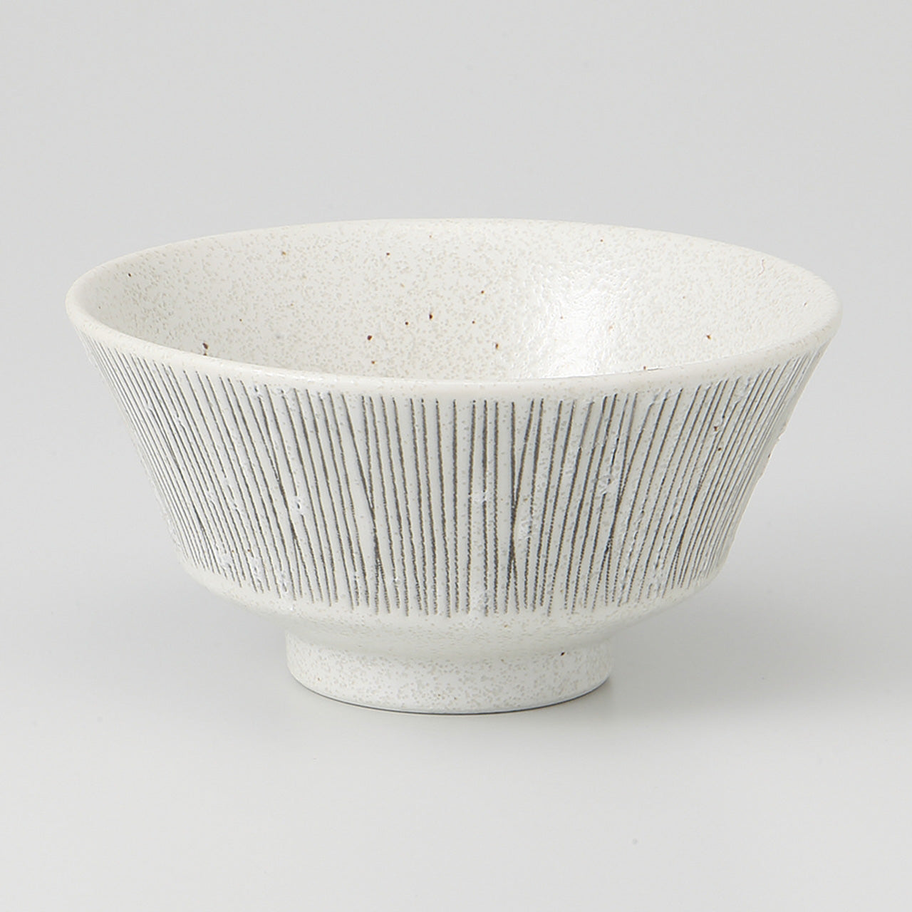 糸十草白 反茶碗 11.4×5.8cm