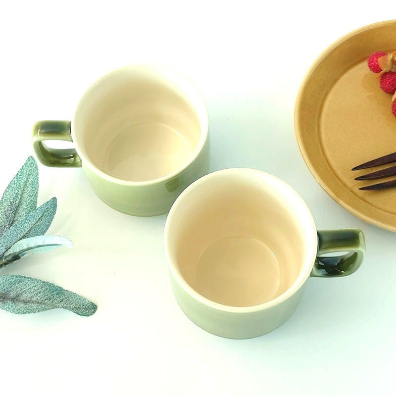 美濃焼 アースカラー スタックコーヒー 若草オリベ｜やわらかな色で