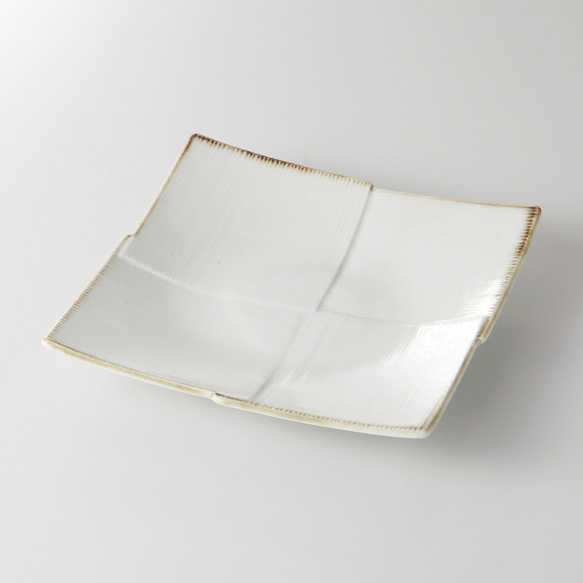 白結晶渕錆流し 市松角皿(大) 19×19×3.5cm