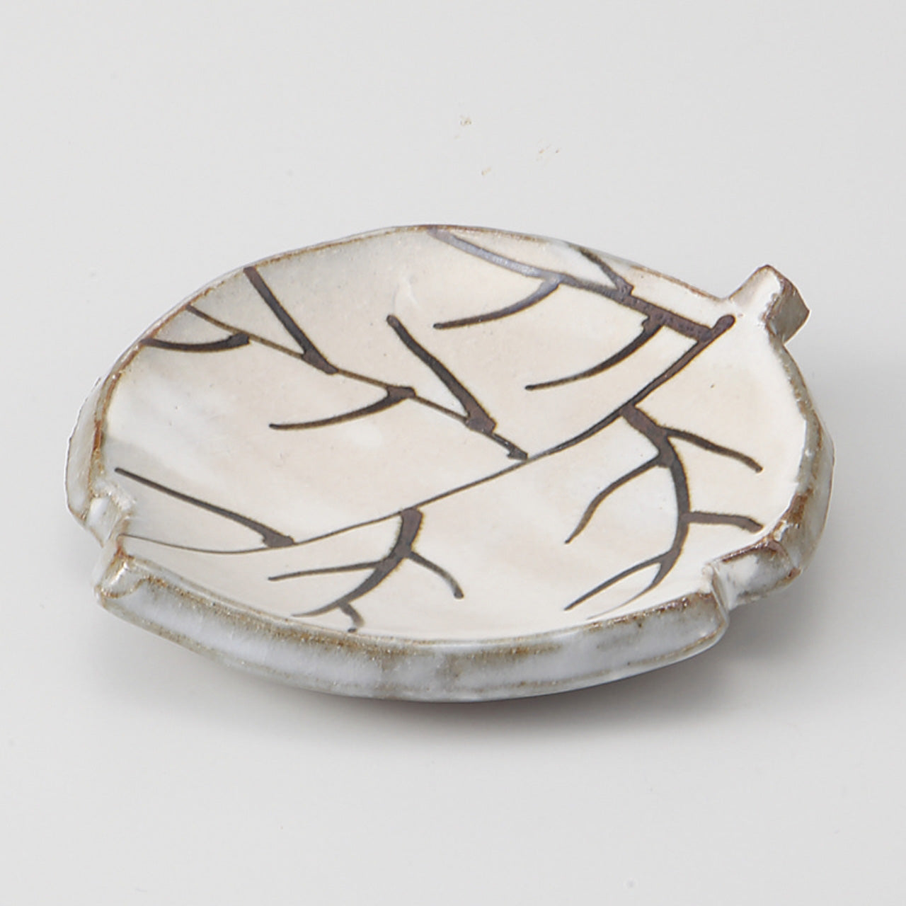 粉引 木の葉皿 10×9cm