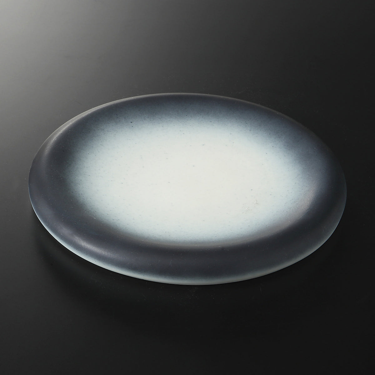 墨吹き くぼみ皿 20.2×1.7cm