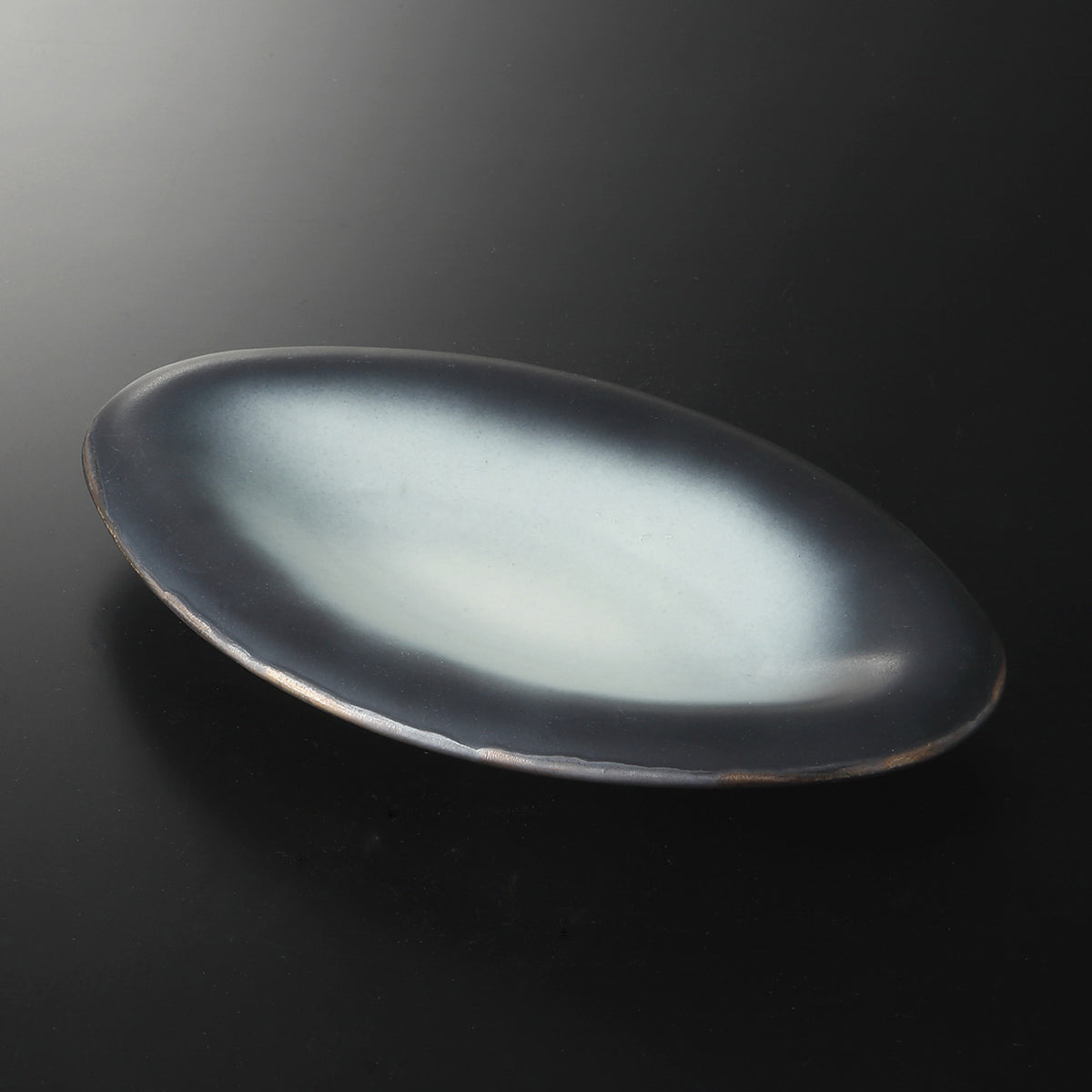 墨吹き 楕円くぼみ皿 28×17.4×2.5cm