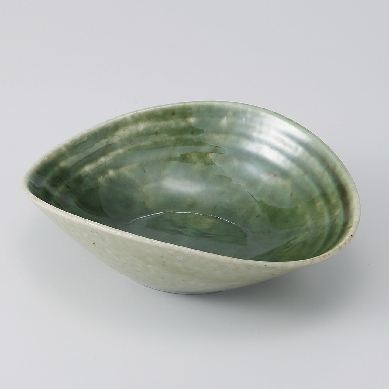 緑釉塗分 楕円向付 17×15×5cm