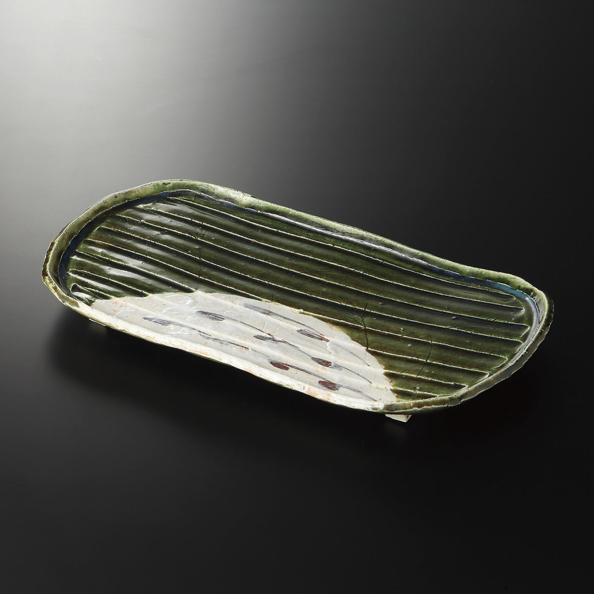 織部そぎ 楕円まな板皿 41×22×4.5cm