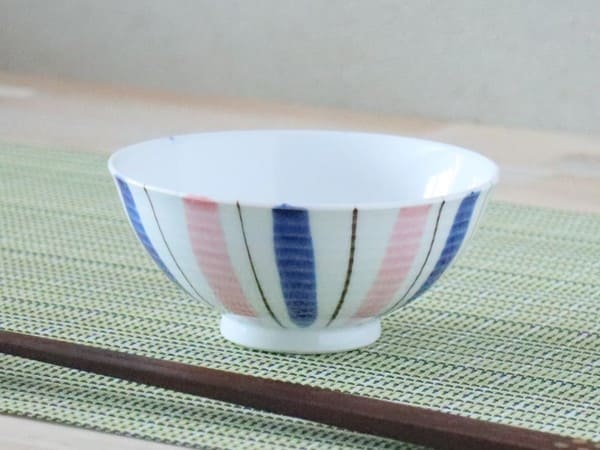 美濃焼 毬十草 青 茶碗 ( 強化 ) [ 茶碗・飯丼 ] 約11.1×5cm