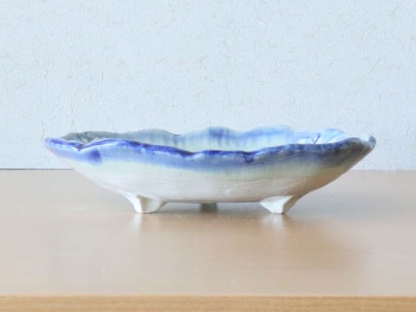 瀬戸焼 おふけ変形盛鉢 [ 盛鉢 ] 約25.6×19.7×5.2cm