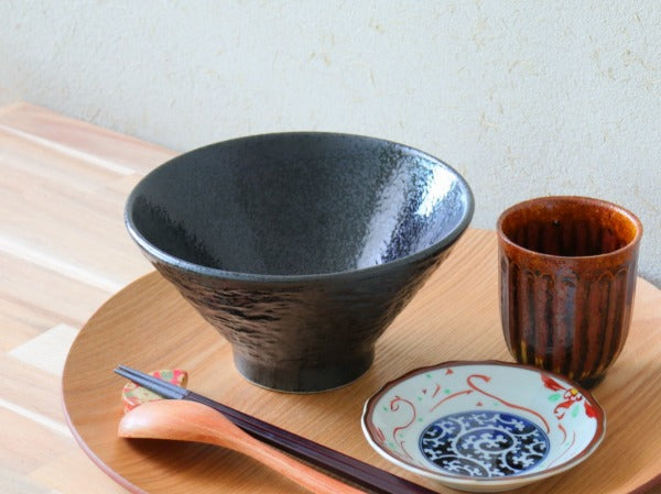 美濃焼 ペトラ黒耀 18cm高台深口丼 [ 丼 ] 18×9.6cm